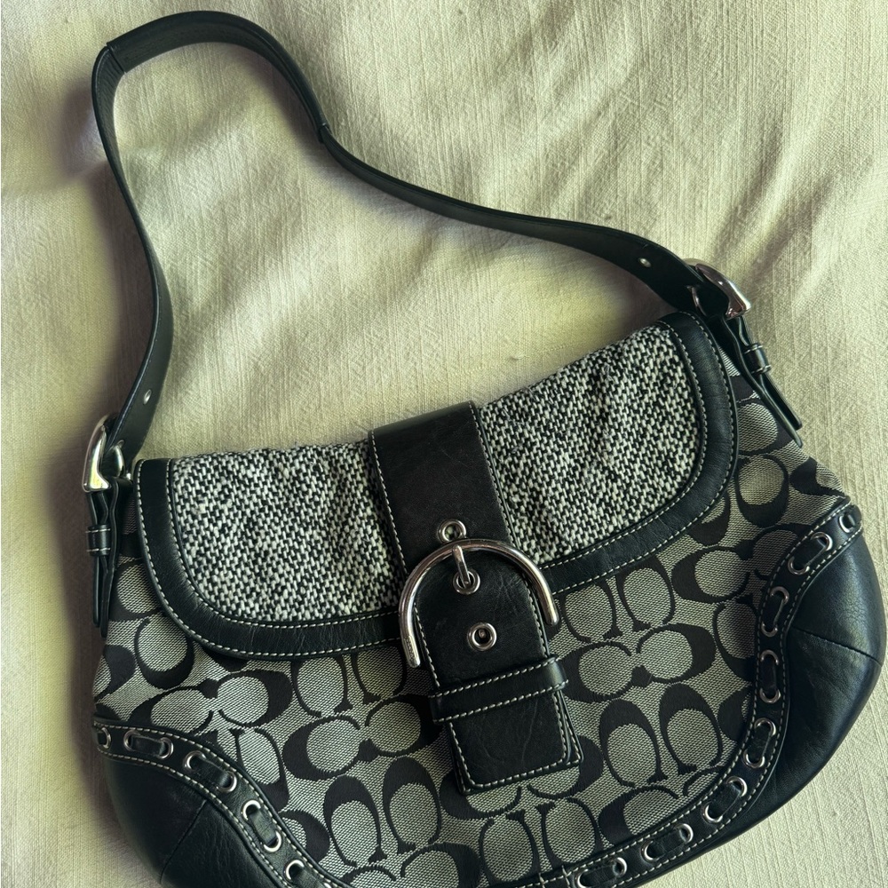 SOLD - Coach Black and Gray Signature Print Soho 🖤